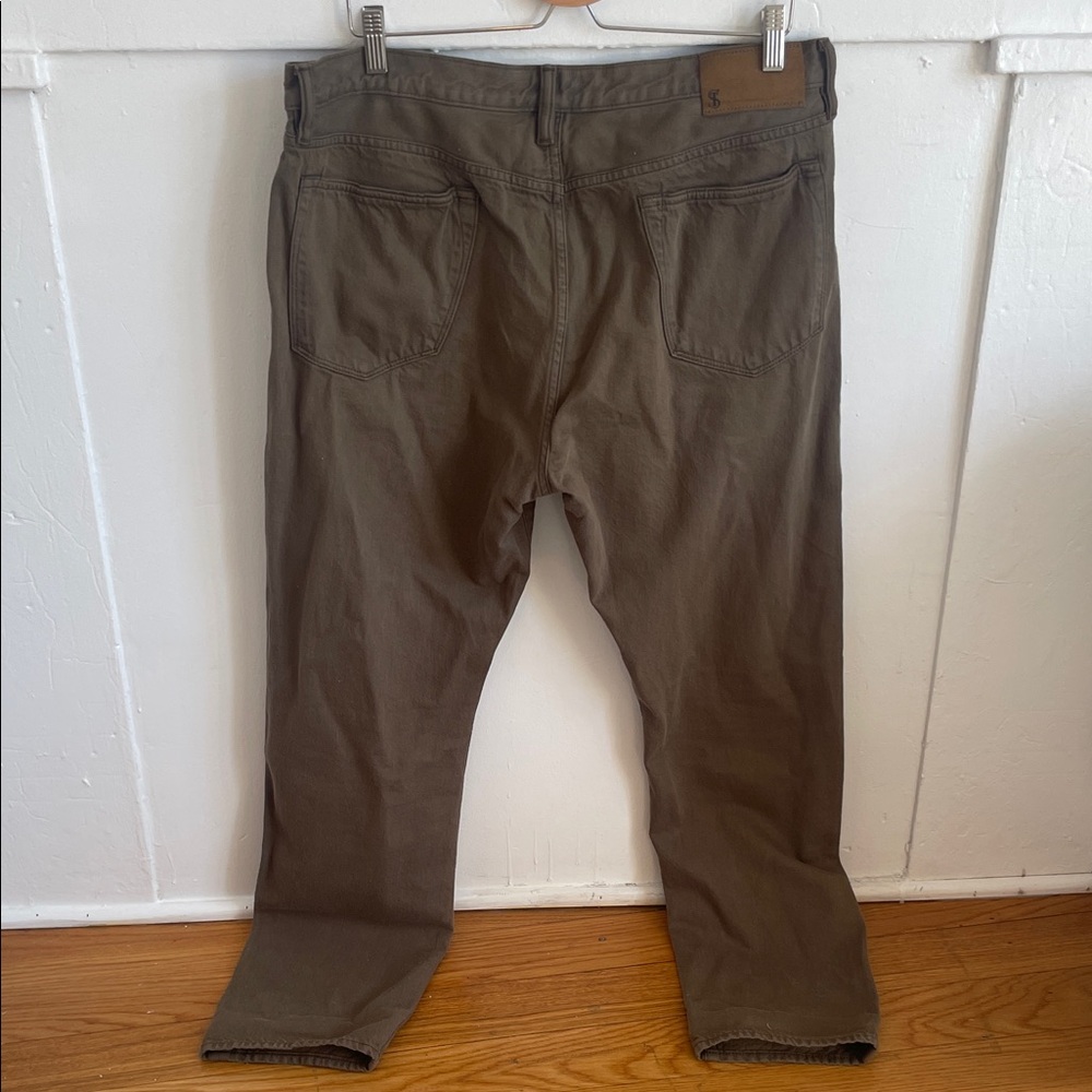 NEW Men’s Todd Snyder Slim Garment-Dyed Jean in Olive - Picture 12 of 16